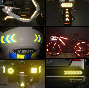 <span class=keywords><strong>Adesivi</strong></span> Riflettenti di Sicurezza ad Alta Visibilità <span class=keywords><strong>per</strong></span> Moto, Auto e Biciclette - Product Image 4