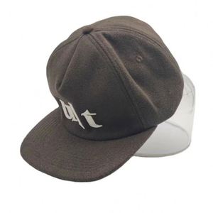 Gorra Snapback de 5 Paneles de Algodón sin Estructura con Bordado de Fieltro y Visera Plana de Dos Tonos en Contraste - Product Image 2