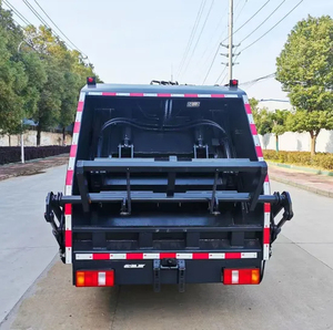 Nouveau camion compacteur à chargement arrière Sinotruk HOWO Chassis 4*2 Diesel manuel Euro <span class=keywords><strong>3</strong></span> pour la collecte des déchets - Product Image 3