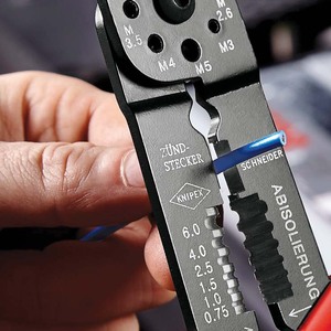 Alicates de crimpado Knipex de 1.0 mm, crimpadora de alambre industrial de acero, entrada frontal, mango de agarre suave con óxido negro - Product Image 1