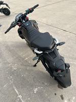 Moped électrique de style course sur route, adapté aux batteries au plomb-acide et au lithium dans la fabrication de motos