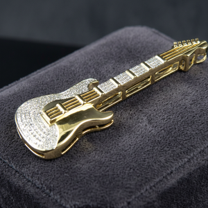 Pendentif Guitare Iced Out avec Diamants CZ, Bijou Musical Hip Hop de Luxe - Product Image 4