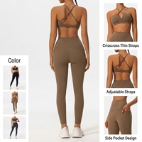 Ensemble de yoga 2 pièces respirant et uni pour femme : Soutien-gorge de sport dos nu et Legging taille haute froncé pour la gym, le Pilates et le fitness