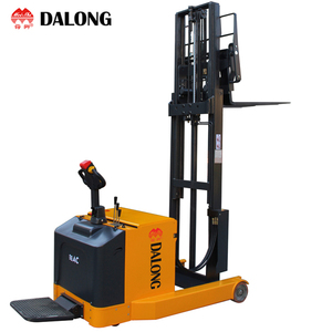 Montacargas Eléctrico de Alcance, Marca DALONG, 1500 kg, 3000 mm, con Apilador Eléctrico EPS para Almacén - Product Image 1