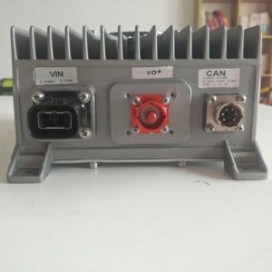 ホットセール EV DC-DCコンバーター 2kW 14V 13.8V出力 Dilong DE3KM17B-650S14RCモデル、DC 500V-850Vから14Vへの降圧DCDCコンバーター - Product Image 5