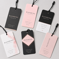 Carte d'emballage personnalisée pour extensions capillaires en gros avec logo estampé or rose et impression de marque