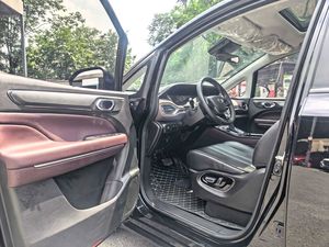 GAC Trumpchi M6 PRO 2023, Camioneta de Pasajeros Automática de Gasolina, Volante a la Izquierda, Vehículo Usado para Exportación - Product Image 6