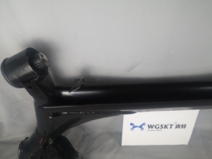 WGSKT 6Q0500051AJ คานเพลาหลังพร้อมดิสก์เบรก ซับเฟรมหลัง รุ่น KT-BL-006R สำหรับรถยนต์เยอรมัน สีดำ - Product Image 4