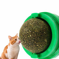 Balle de Luxe pour Chat avec Catnip, Jouet à Mâcher Auto-Activant en Plastique à Fixation Murale pour l'Élimination des Boules de Poils et le Soulagement Digestif