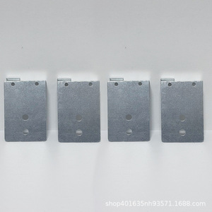 Placa de fijación de puerta de madera con tornillos de hierro para instalación de marcos de puertas y ventanas - Product Image 2
