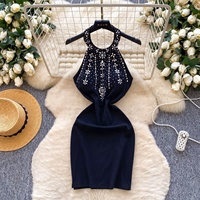 Robe Mini Décontractée Chic d'Été à Licou pour Femme, Sans Manches, Taille Empire, Dos Nu Orné de Diamants