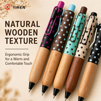 Stylo à bille rétractable YIREN mignon à pois et cœurs, avec grip en bois naturel, Kawaii, pour étudiants, personnalisable avec logo, cadeau, format de poche