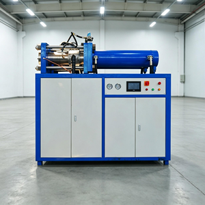 Nouvelle technologie de <span class=keywords><strong>machine</strong></span> à granulés de glace sèche 6 kW, <span class=keywords><strong>la</strong></span> <span class=keywords><strong>plus</strong></span> <span class=keywords><strong>petite</strong></span> <span class=keywords><strong>machine</strong></span> de fabrication de glace sèche pour le transport alimentaire - Product Image 3