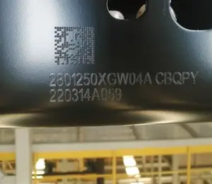 ماكينة نقش بالليزر 20 واط و30 واط و50 واط طراز HPDBL1T20 ماكينة قطع المعادن بالليزر ماكينة وضع علامات بالليزر الأليفي بسعر المصنع