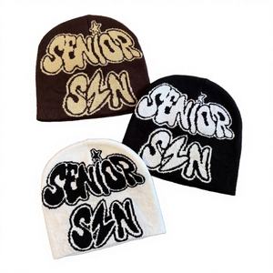 Bonnet pull unisexe en tricot jacquard à lettres, style hip-hop, en spandex/coton, avec boutons, pour l'automne et l'hiver, 48-50 cm, pour le froid, nouvelle collection européenne et américaine - Product Image 4