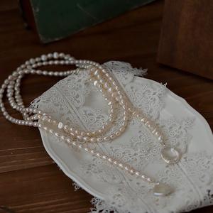 Collar de Cadena con Múltiples Pétalos Estilo Francés Retro Elegante de Wenchi, con Perlas de Agua Dulce, Accesorio Clásico y Versátil para Mujer - Product Image 2