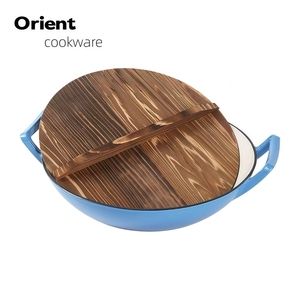 <span class=keywords><strong>Wok</strong></span> de Hierro Fundido Esmaltado Antiadherente de Calidad Alimentaria con Tapa de Madera y Doble Asa Ancha para Freír, Saltear y Estofar, Precio de Fábrica - Product Image 1