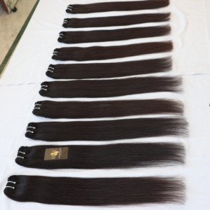 Cabello humano ondulado sin procesar para adultos, pelo ondulado con cutícula en forma de templo indio sin procesar, venta al por mayor - Product Image 2