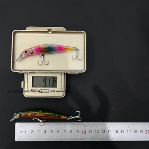 Señuelo artificial duro de pesca The Brave de 80 mm/9 g, tipo Minnow hundible con transferencia de gravedad central magnética y anzuelos <span class=keywords><strong>para</strong></span> peces. - Product Image 4