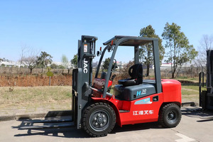 Empilhadeira Hidráulica JAC Diesel de 2ton, 2.5ton, 3ton, 3.5ton, 5ton com Altura de Elevação de 3000mm e Triplo Mastro de 6000mm - Product Image 3