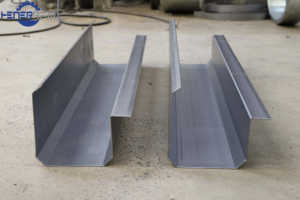 <span class=keywords><strong>Machine</strong></span> de fabrication de gouttière métallique en acier de haute qualité, <span class=keywords><strong>machine</strong></span> de formage à froid de profil de gouttière pour système de drainage - Product Image 6