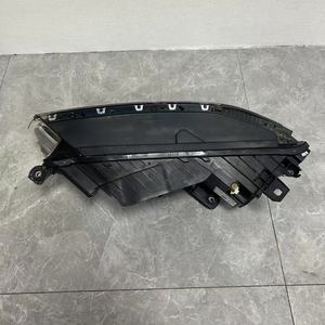 Piezas de Automóvil Directas de Fábrica, Faro Delantero LED Completo en Estado Nuevo para Volkswagen Touareg 2016-2022 OE 761941035A 70W de Potencia - Product Image 3