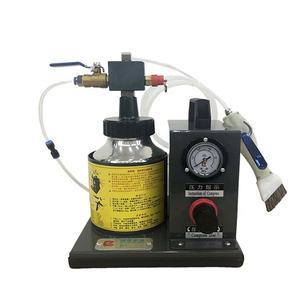 2Lで接着する最高品質の靴接着機 - Product Image 1