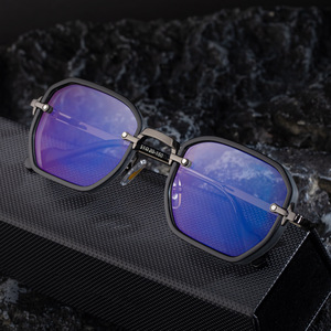 Nuevas gafas de sol con montura cuadrada para hombre, montura negra de PC, protección UV400, clase 2, estilo moderno para exteriores - Product Image 1