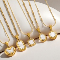Collier pendentif en acier inoxydable plaqué or de luxe XL110, style européen et américain, pour femmes, chaînes tendance en forme de cœur, transfrontalier
