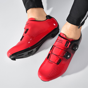 <span class=keywords><strong>Scarpe</strong></span> da Ciclismo per <span class=keywords><strong>Bici</strong></span> da Strada e <span class=keywords><strong>Mountain</strong></span> <span class=keywords><strong>Bike</strong></span> Calzature da Bicicletta con Chiusura a Bottone Uomo Donna Low-Top Slip-On Sneaker Sportive in Ecopelle - Product Image 5