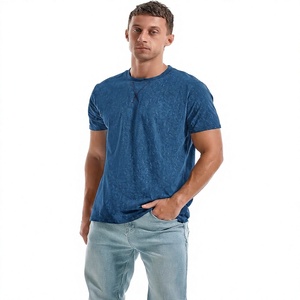T-shirt pour homme à manches courtes, col rond, bleu uni, coupe classique, décontracté, tricoté, 100% coton, respirant, design simple - Product Image 1