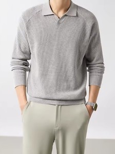 Camisa de punto de manga larga 100% algodón para hombre, cuello vuelto, detalle de cuentas, top versátil para primavera y otoño - Product Image 2