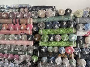 乙级新鲜库存100% 涤纶拉丝斜纹面料防静电抗皱印花床上用品款式 - Product Image 2