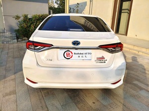 Toyota Corolla Usata 2015, Automatica 1.6 CVT Benzina, Guida a Sinistra, Basso Chilometraggio, <span class=keywords><strong>Prezzo</strong></span> Conveniente - Product Image 4