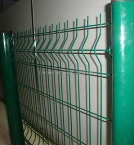 รั้วแผงตาข่ายเชื่อมแบบสามมิติ รูปทรงสามเหลี่ยม พร้อมบริการตัดและเชื่อม สำหรับถนนและสวนสาธารณะ - Product Image 2