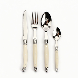 Collection <span class=keywords><strong>de</strong></span> luxe <span class=keywords><strong>Laguiole</strong></span>, couteau à steak écologique pour le camping, cuillère et fourchette en acier inoxydable <span class=keywords><strong>de</strong></span> qualité alimentaire, 4 pièces, manche en ABS, <span class=keywords><strong>couverts</strong></span> - Product Image 1