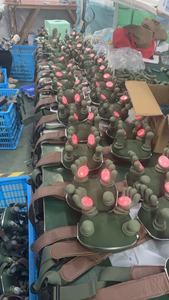 2026 Bestseller Handförmiger Nackenmassagegerät mit Shiatsu Bionischem Knetmassage für Nacken und Schultern - Product Image 4