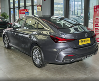 MG5 180DVVT Édition Luxe Mondiale 2021 1.5L 129CV CVT Berline Premium Conduite à Gauche Cuir Foncé Voiture Familiale Économe en Carburant