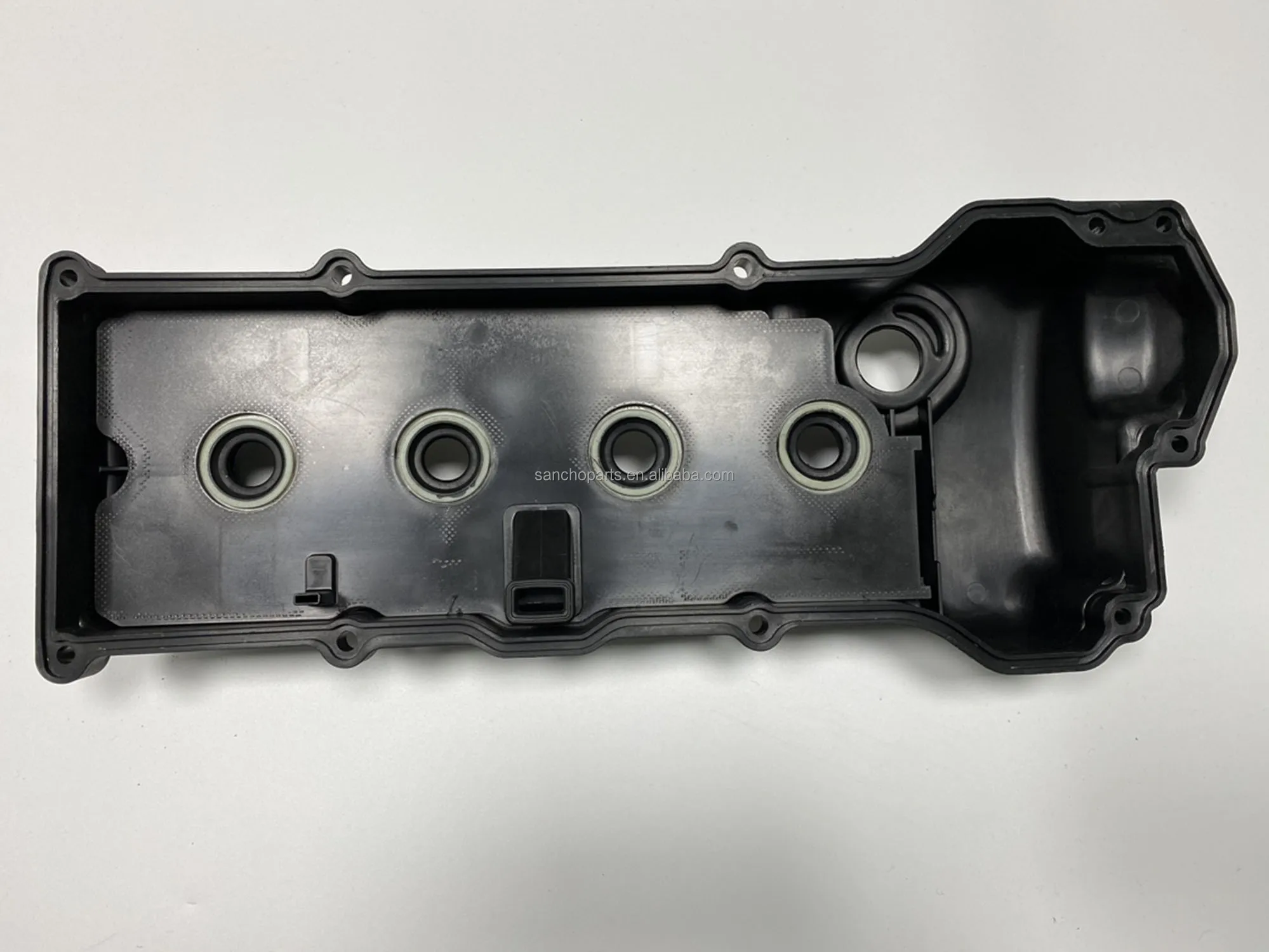Engine Valve Cover 13264-4U002 for Nissan Sentra 2007-2012