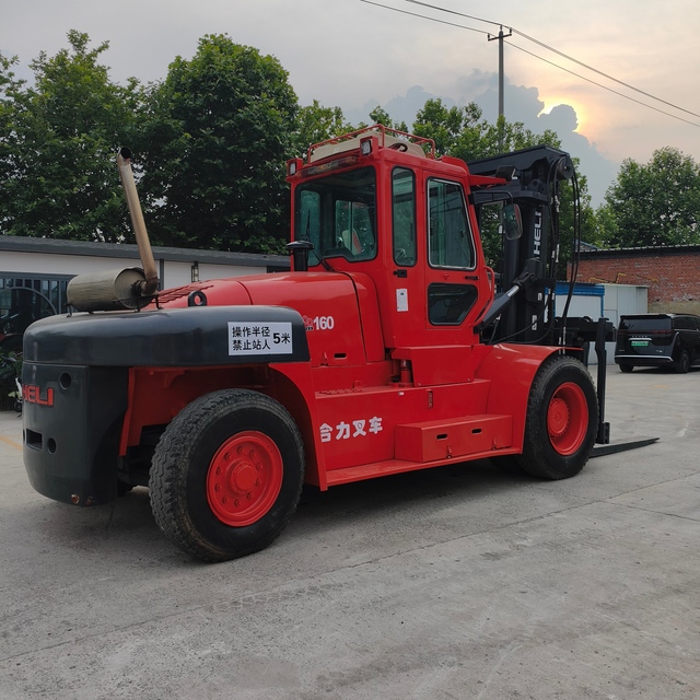 Industrial Forklifts HE-297