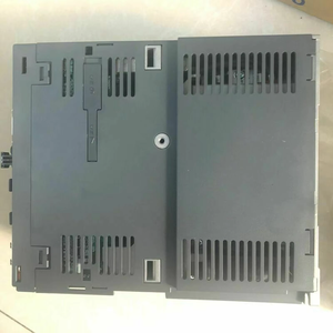 ไดรเวอร์พลังงาน PLC รุ่น MR-J4-200B-RJ038 AC MR-J4-100B-RJ036 - Product Image 1
