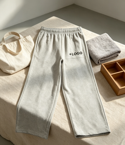 Pantalon de survêtement décontracté pour homme, taille élastique, poids moyen, tricoté, noir et gris, avec logo sur la jambe droite - Product Image 5