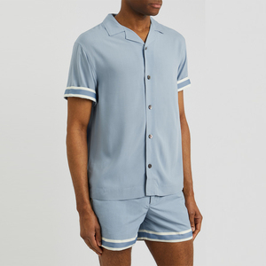 Venta al por mayor <span class=keywords><strong>de</strong></span> fábrica, <span class=keywords><strong>camisa</strong></span> informal <span class=keywords><strong>de</strong></span> algodón <span class=keywords><strong>de</strong></span> verano para hombre, <span class=keywords><strong>camisa</strong></span> <span class=keywords><strong>de</strong></span> vestir Formal <span class=keywords><strong>de</strong></span> <span class=keywords><strong>manga</strong></span> <span class=keywords><strong>corta</strong></span> con <span class=keywords><strong>botones</strong></span> blancos, <span class=keywords><strong>camisa</strong></span> teñida Lisa transpirable - Product Image 1