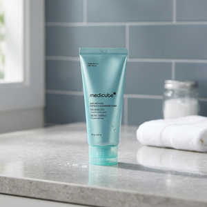 Espuma Limpiadora Facial con Ácido Azelaico Medicube 120g, Limpiador Profundo de Poros - Product Image 2