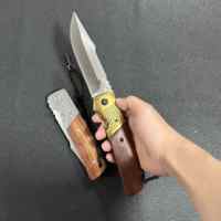 Fabricant 5cr15 acier Profession extérieur multifonctionnel utilitaire chasse couteau pliant avec manche en bois