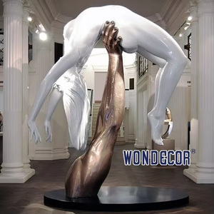 Большая металлическая скульптура «Я ЗАТЕМЕНЬЮ СОБУСТВВЕТЕ, ЕСЛИ ПРОПАДЕТЕ В ПОЛУЧИНУ» из бронзы - Product Image 4