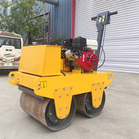 Compacteur routier à double tambour pour asphalte, béton et sols, à conducteur marchant à pied