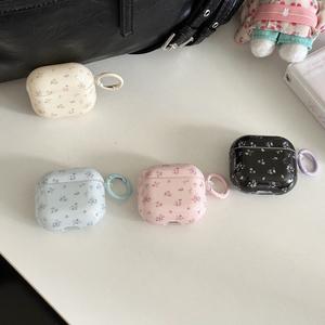 Étui de protection pour écouteurs Apple AirPods 4, motif floral printanier, protection intégrale anti-chute - Product Image 1