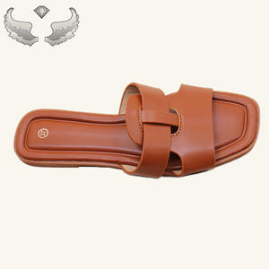 Sandalias Planas y Pantuflas de Verano de Alta Calidad, Antideslizantes, de Suela Blanda, Cómodas para Mujer - Product Image 4