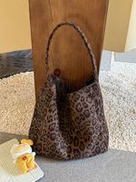 Sac à main à bandoulière unique en velours côtelé à imprimé léopard de style coréen pour femmes, sac de travail de grande capacité